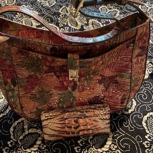 Authentic Brahmin shoulder purse with matching wallet